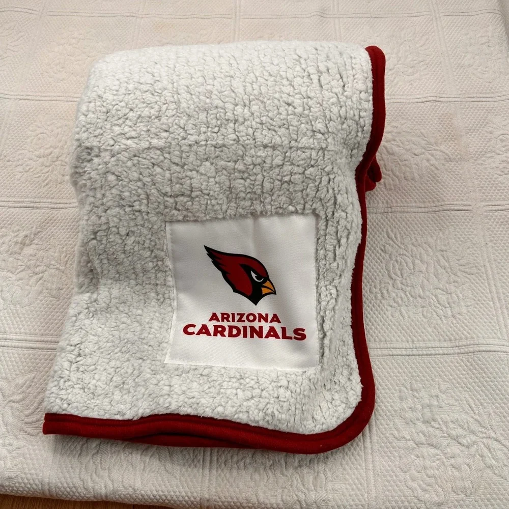 Arizona Cardinals Northwest Sherpa Throw Blanket NFL White Red Fleece Plush